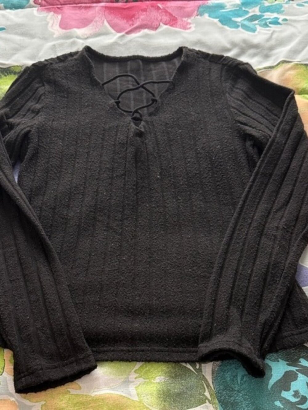 SHEIN Black V-Neck Sweater